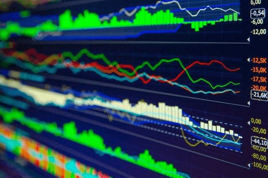 中国经济半年报:GDP同比增长4.7%,新动能贡献超四成